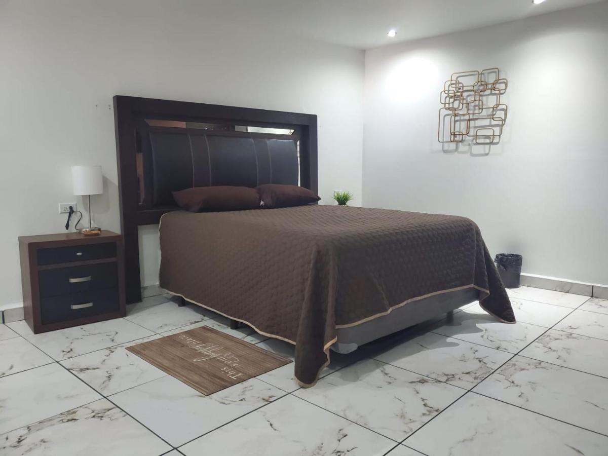 Suites Motel La Frontera Ciudad Juarez Exterior photo